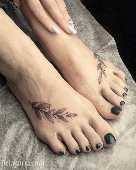 tatuajes pie mujer|Ideas bellas de tatuajes en pies para mujeres